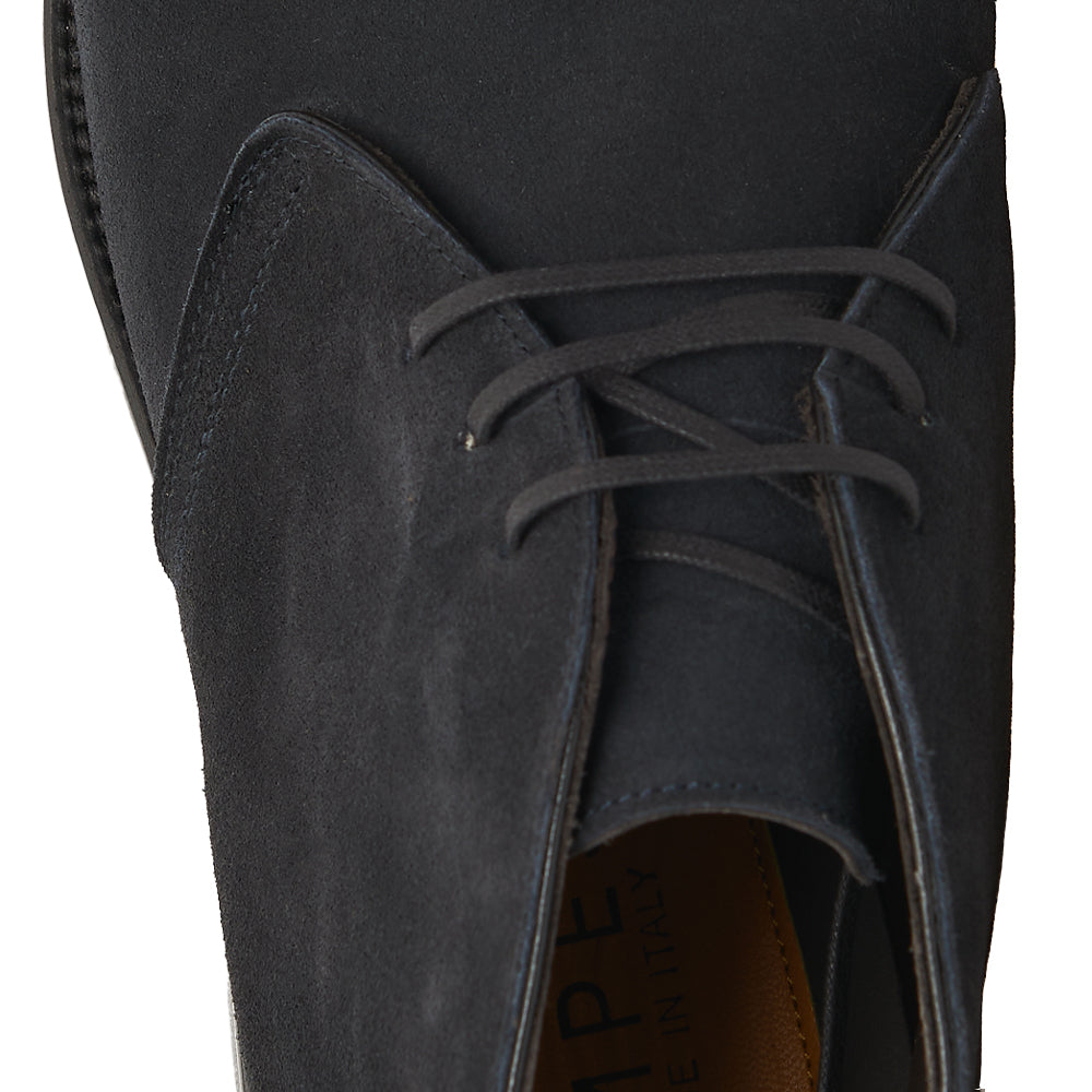 Polacchino Chukka Boot in Camoscio Morbido Blu scuro
