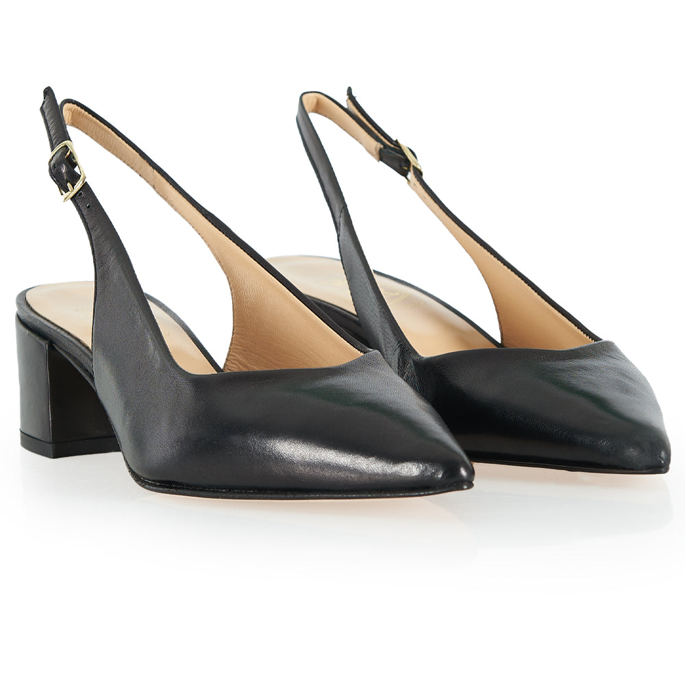 Décolleté slingback in pelle nera tacco basso