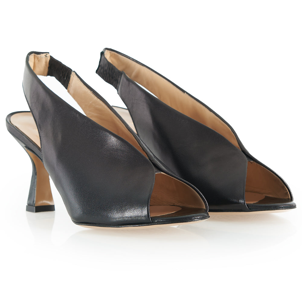 Décolleté elegante fasciato in pelle nera