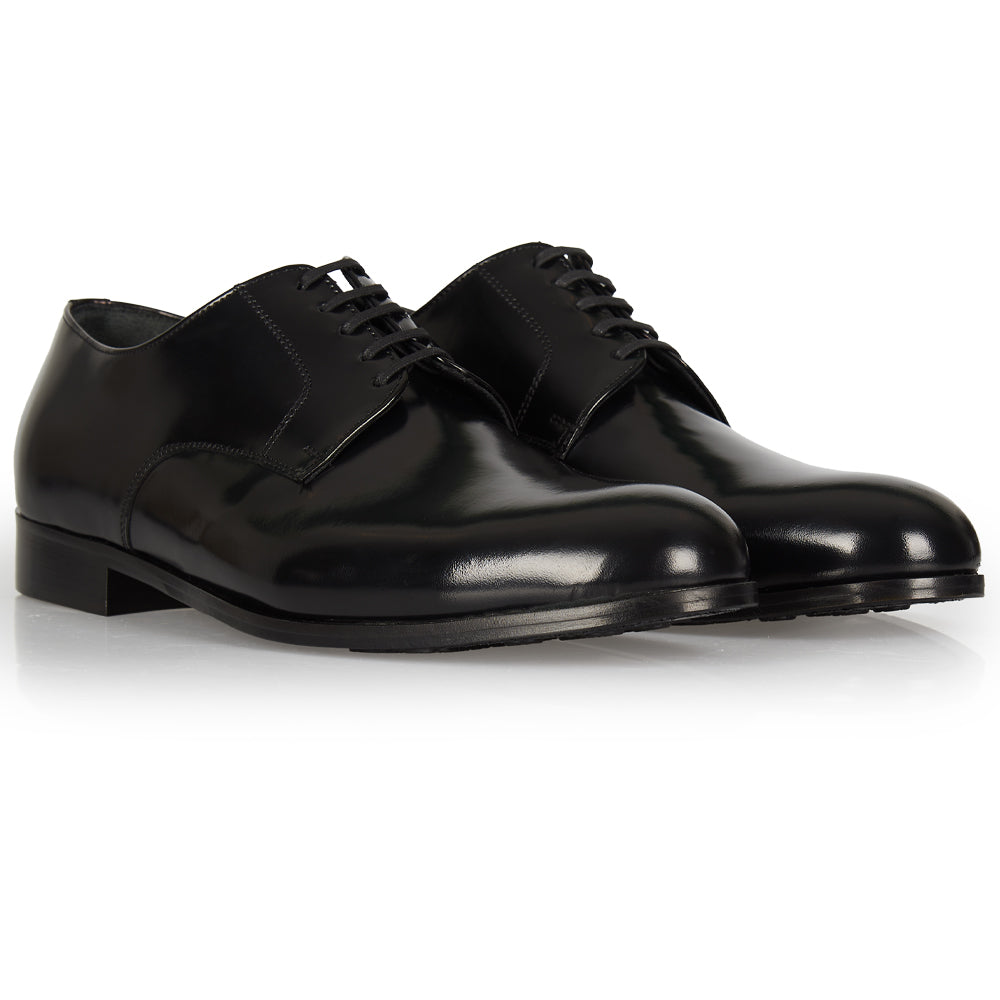 Derby élégante en cuir noir brossé