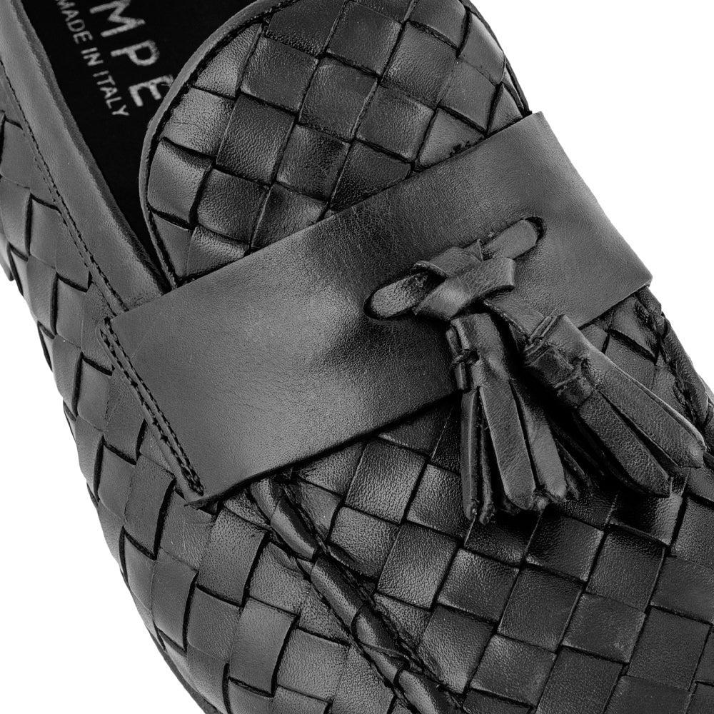 Mocassins en cuir tressé noir