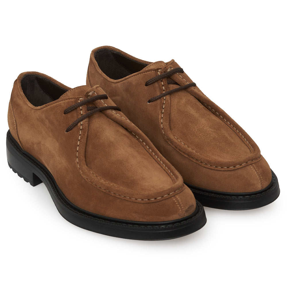 Scarpa Stringata Tirolese in Camoscio Cuoio con Suola Roccia