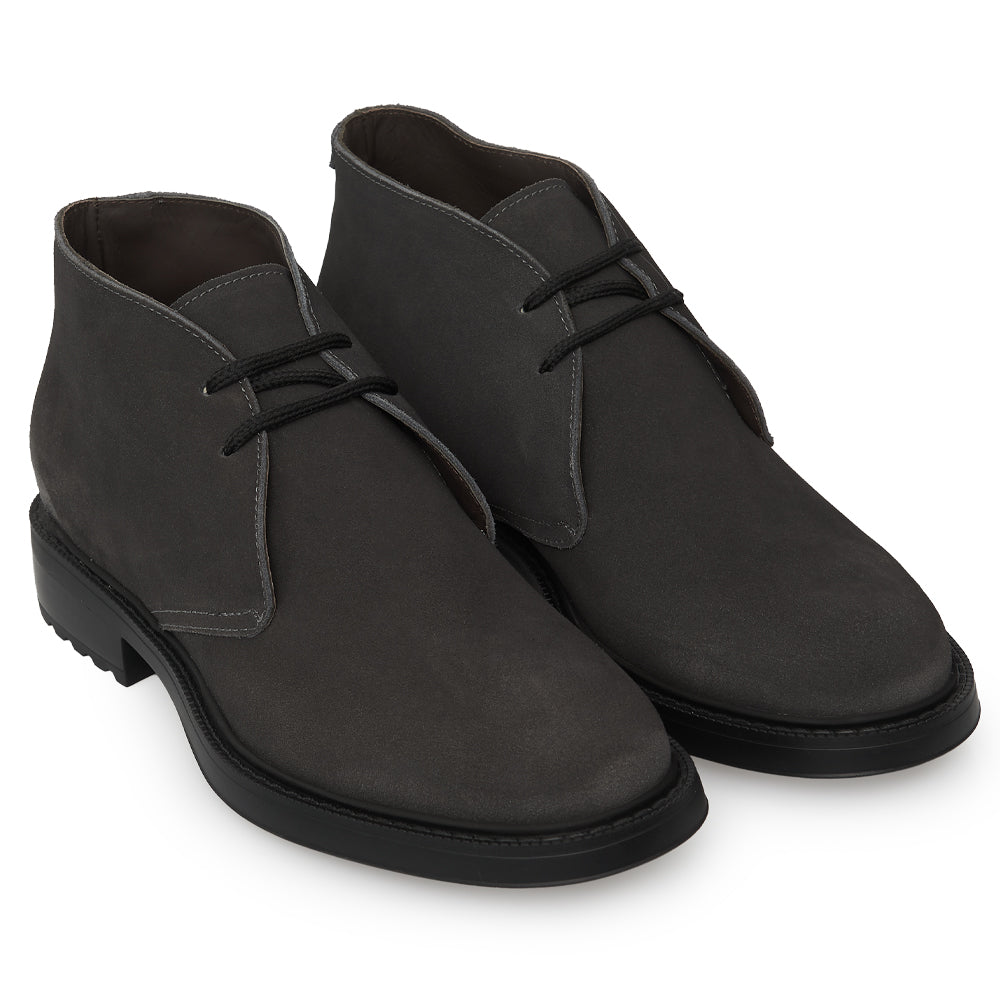 Polacchino Chukka Boot in Camoscio Grigio Antracite con Suola Roccia