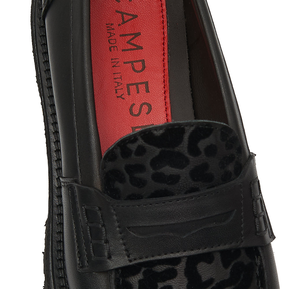 Penny Loafer in Black Leather with Leopard-Print Insole and Lug Sole