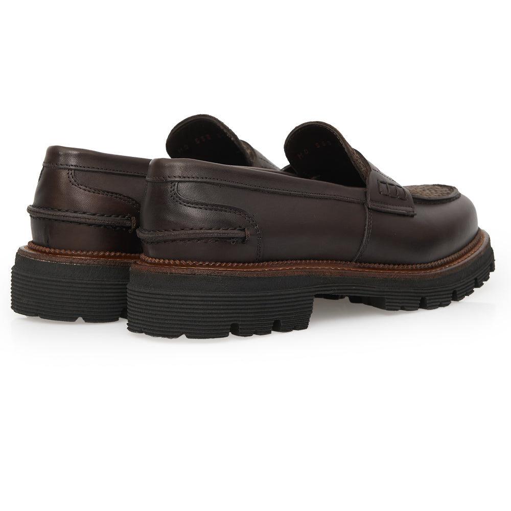 Mocassin Penny Loafer en Cuir Brun Fauve avec Empiècement Texturé à Micro-Points et Semelle à Goussets
