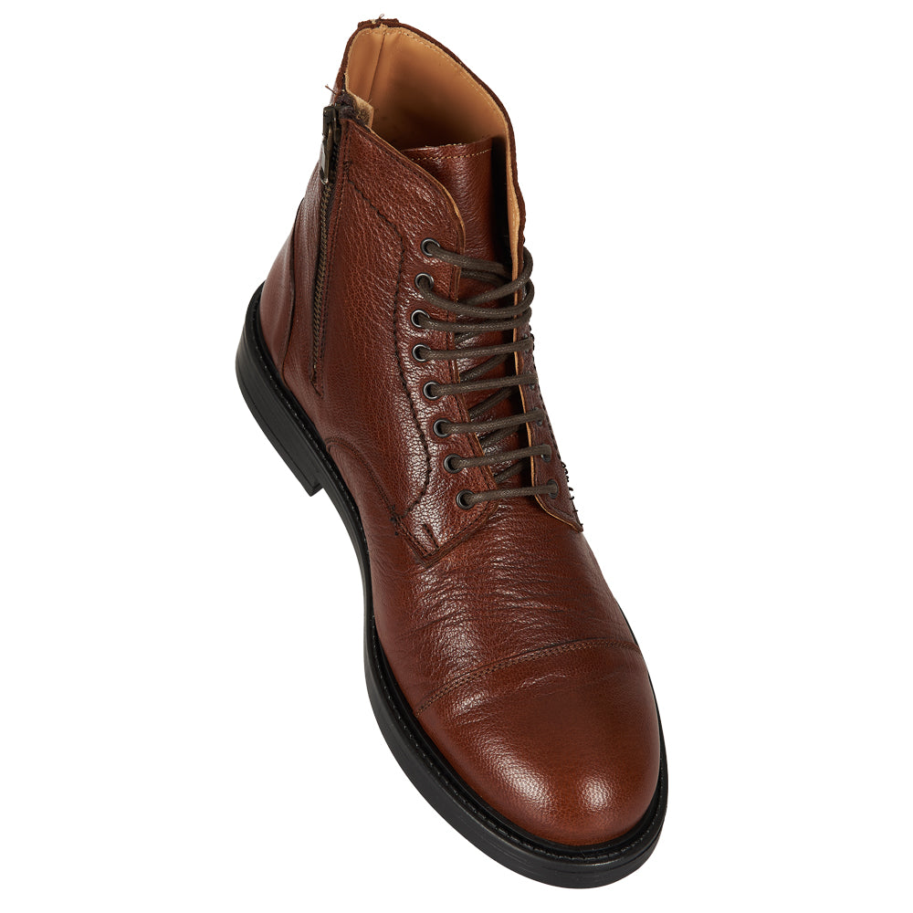 Leather lace-up ankle boot with laces and zip