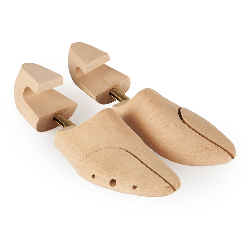 Raw wood shoe tree